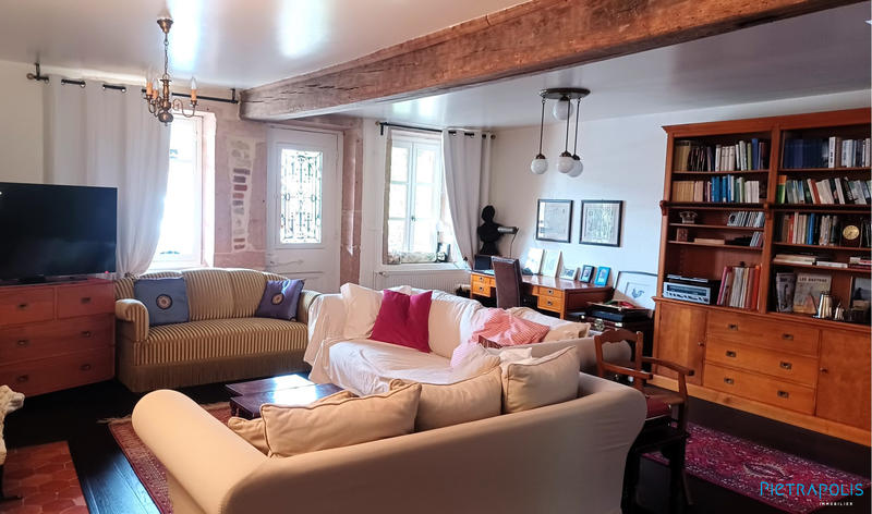 Maison ancienne - 299 m² - 10 pièces