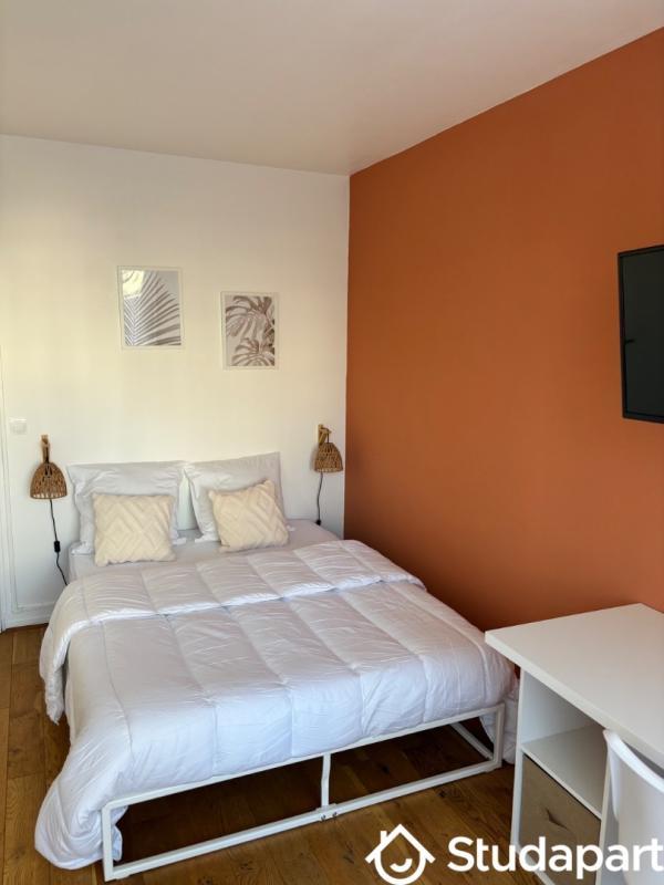 Chambre - 11 m² - 1 pièce