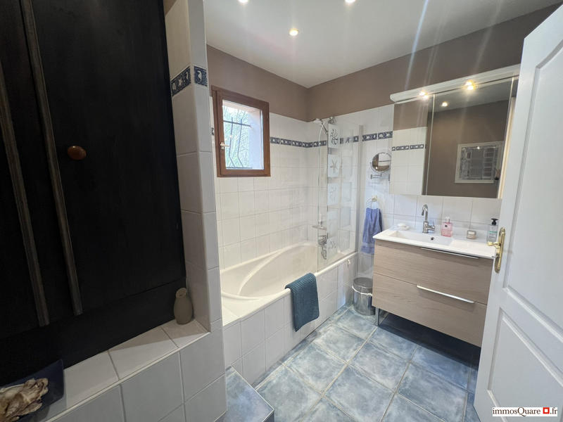 Maison contemporaine - 126 m² - 6 pièces