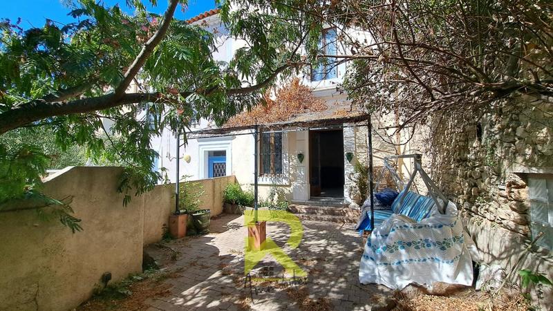 Maison - 177 m² - 7 pièces