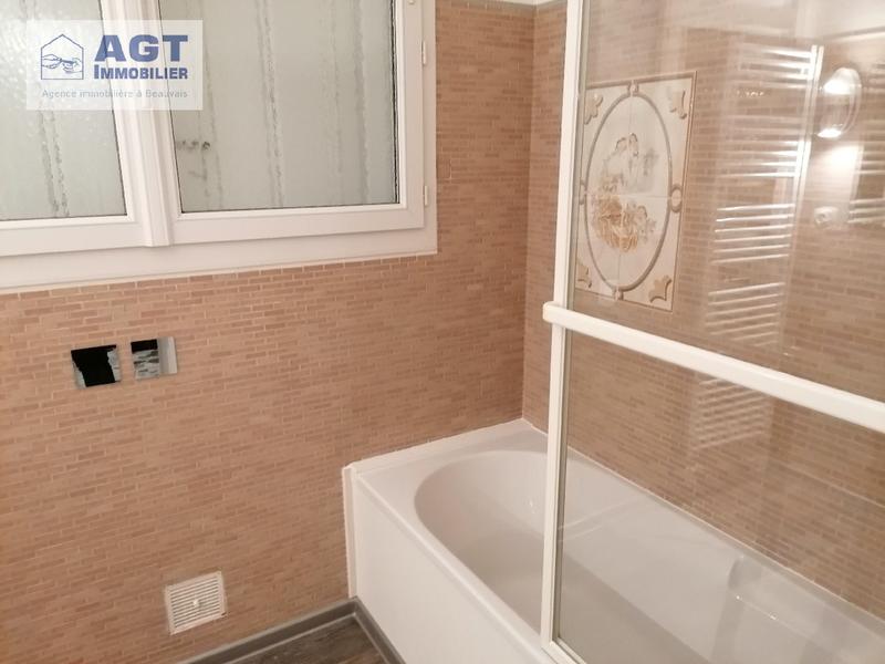 Maison - 85 m² - 5 pièces