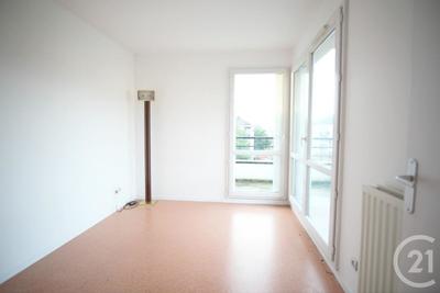 Appartement - 77 m² - 4 pièces
