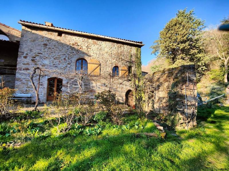 Maison en pierre - 250 m² - 9 pièces