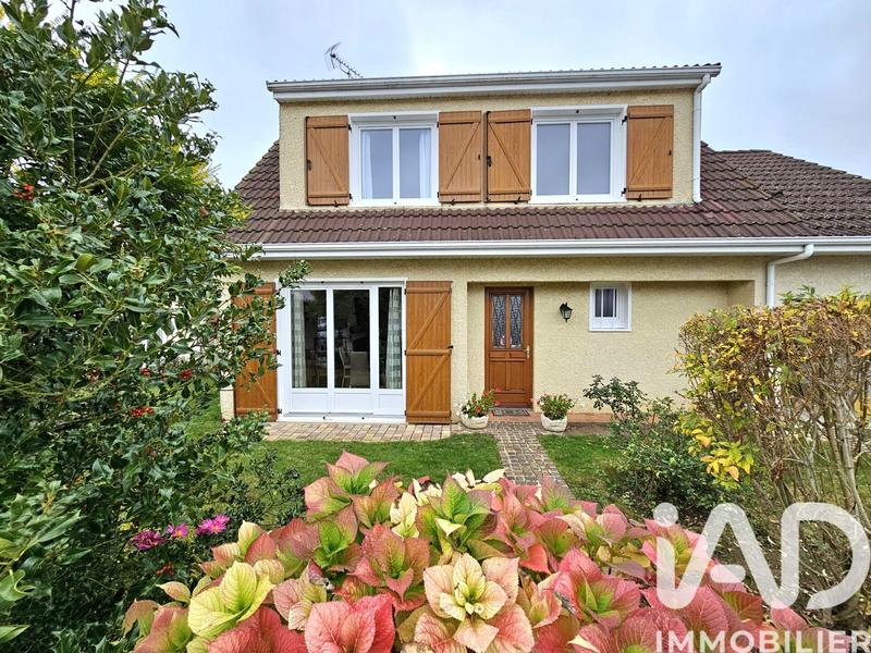 Maison - 110 m² - 5 pièces