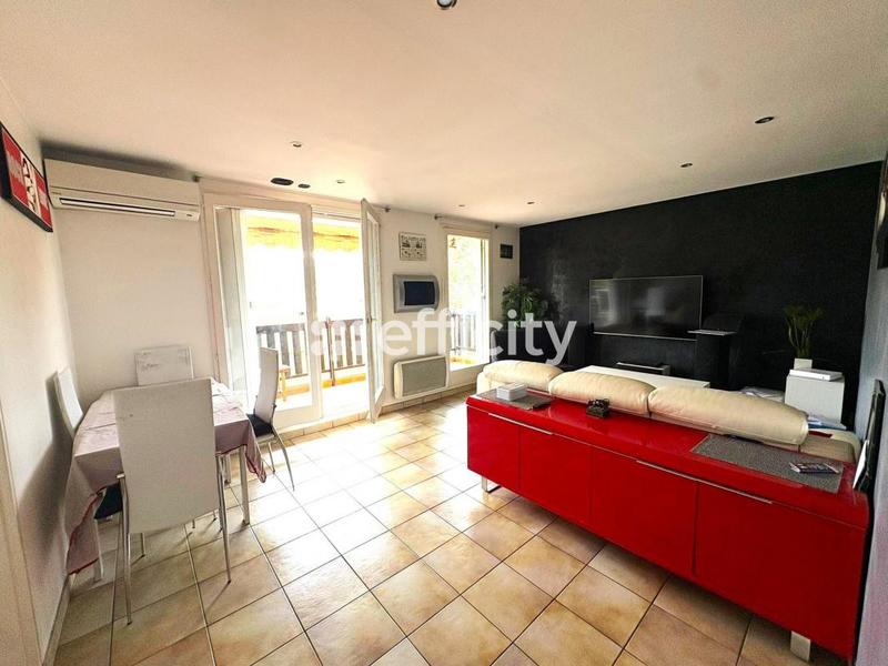 Appartement - 64 m² - 3 pièces