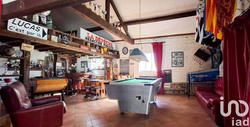 Maison de ville - 210 m² - 9 pièces