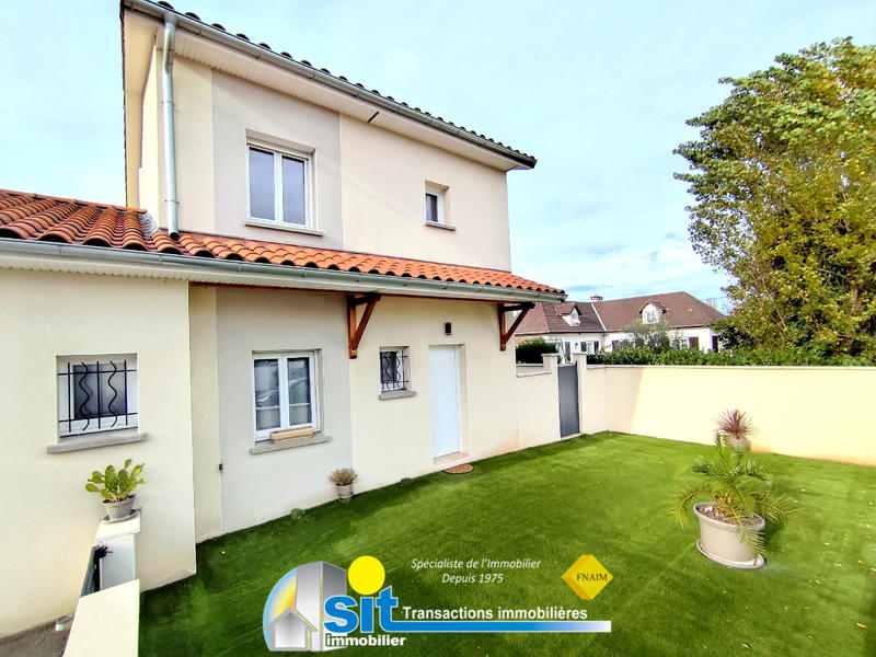 Maison - 105 m² - 5 pièces