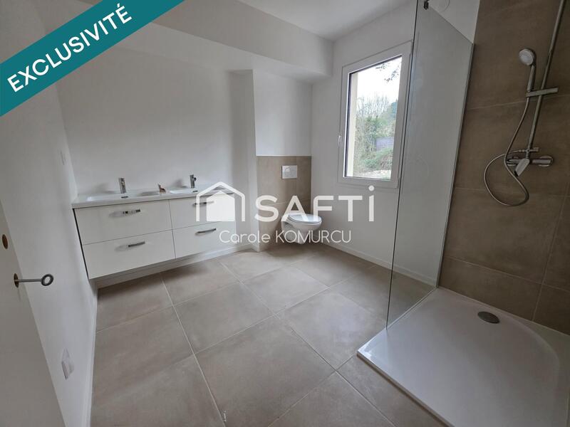 Maison - 120 m² - 6 pièces