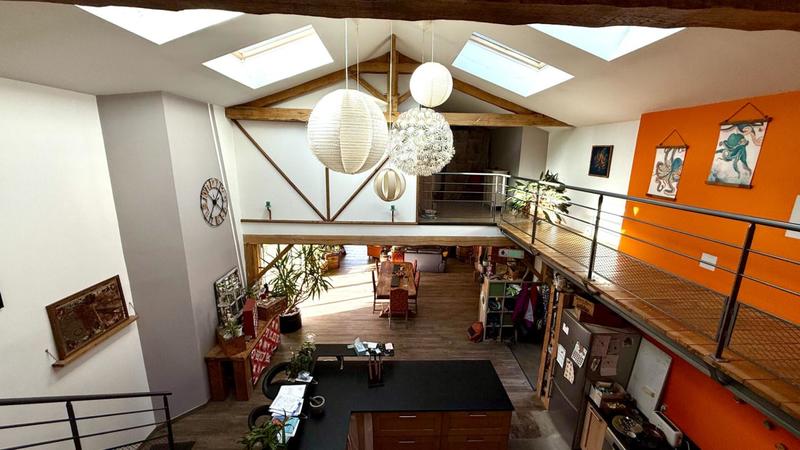 Maison - 195 m² - 6 pièces