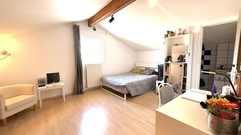Maison - 245 m² - 7 pièces