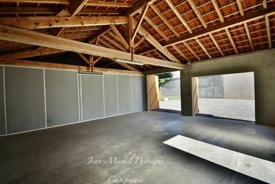 Local commercial - 90 m² - 2 pièces