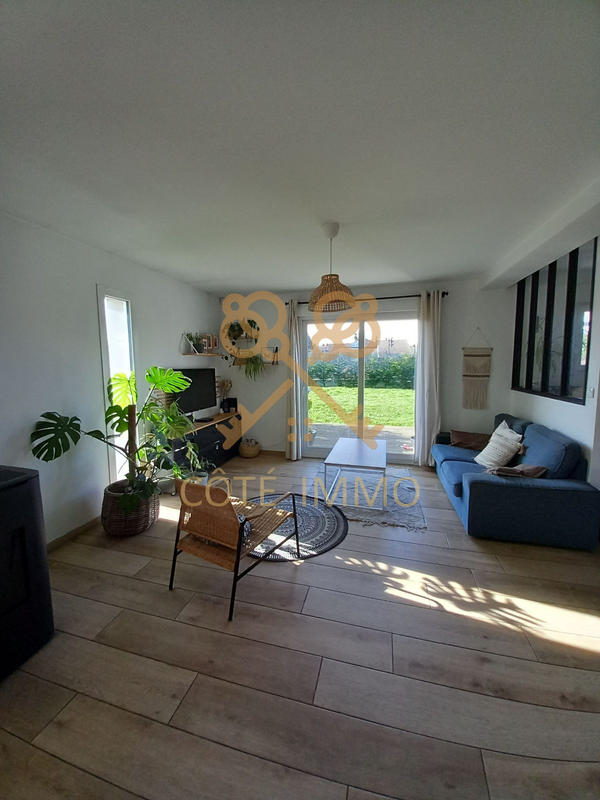 Maison - 90 m² - 5 pièces