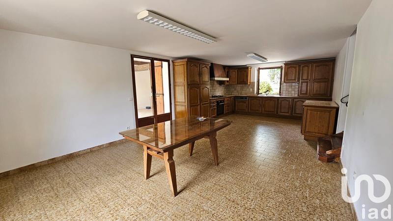 Maison - 290 m² - 12 pièces