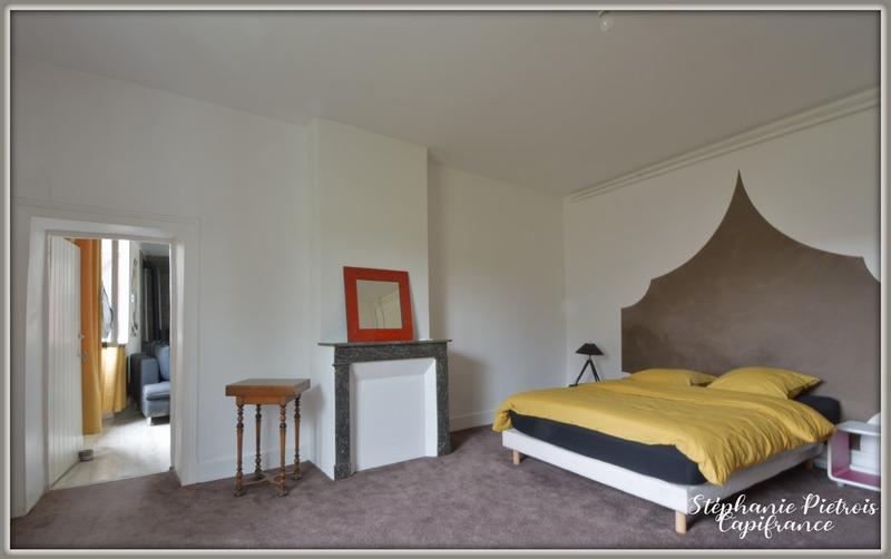 Maison - 200 m² - 8 pièces