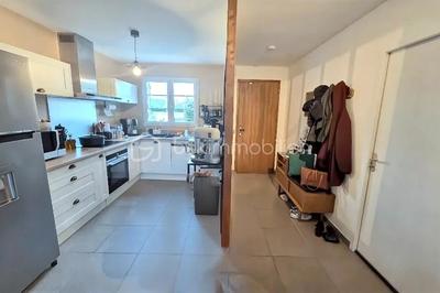 Maison jumelée - 75 m² - 3 pièces