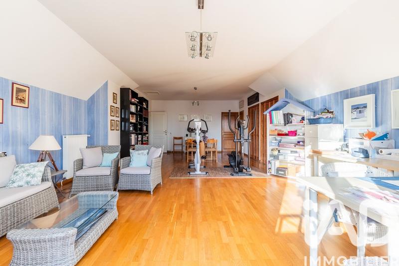 Maison de maîtres - 333 m² - 10 pièces