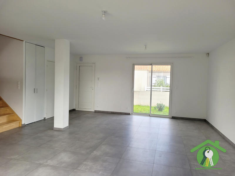 Maison - 95 m² - 4 pièces