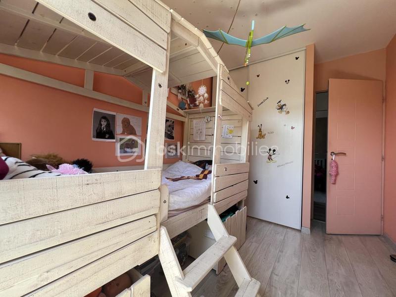 Appartement - 81 m² - 5 pièces