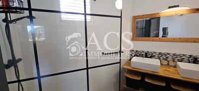 Maison - 177 m² - 8 pièces