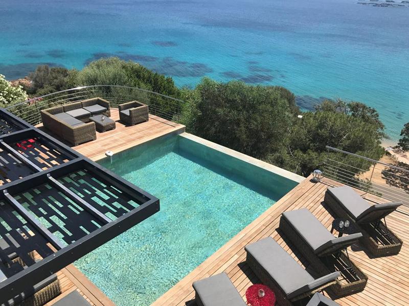 Demeure - 373 m² - 10 pièces