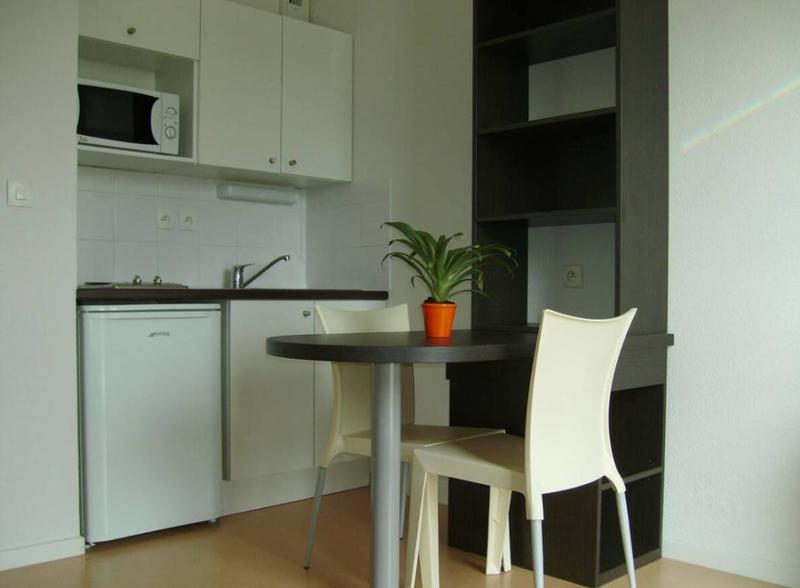 Studio - 18 m² - 1 pièce