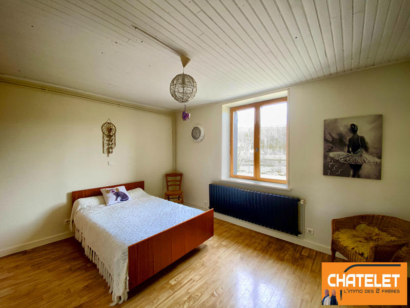 Maison - 188 m² - 8 pièces