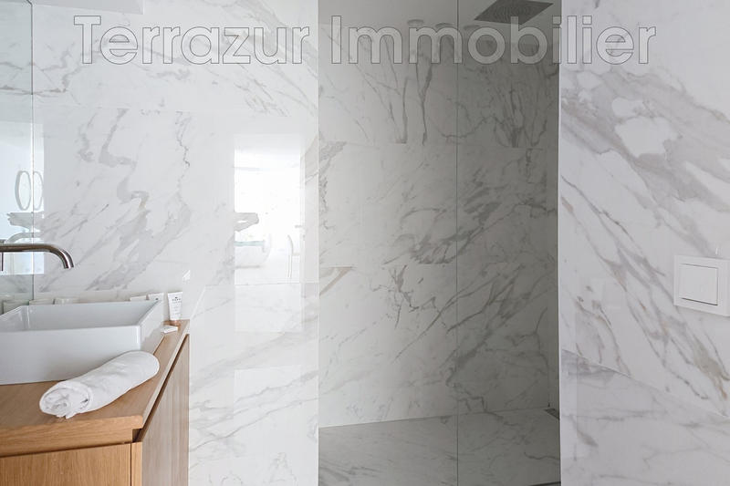 Appartement - 77 m² - 3 pièces