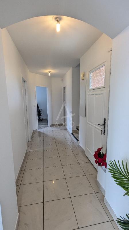 Villa - 120 m² - 5 pièces