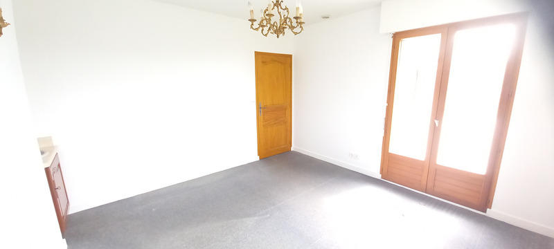 Maison - 180 m² - 8 pièces