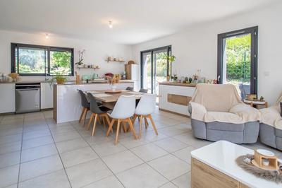 Maison - 126 m² - 5 pièces