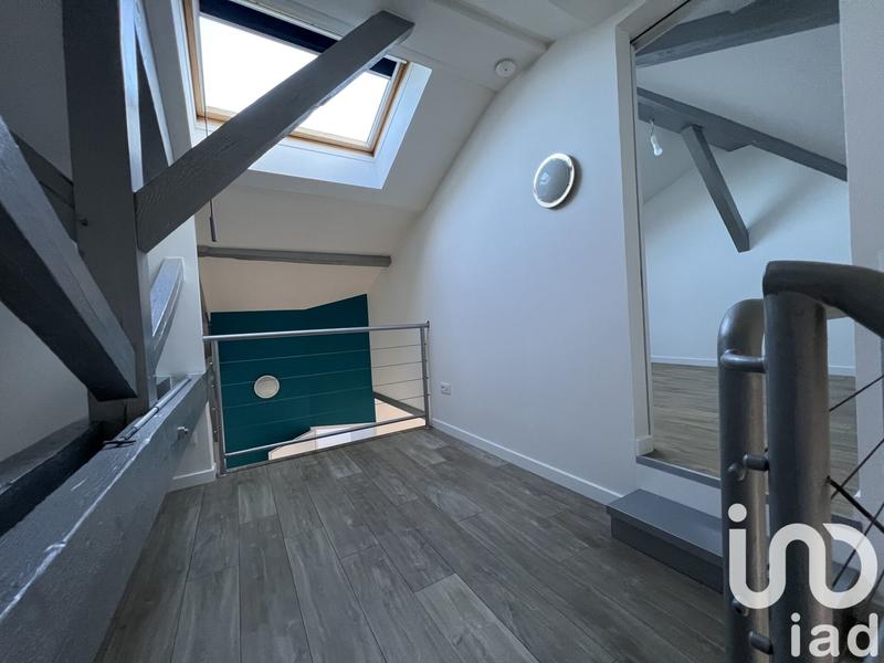 Appartement - 81 m² - 2 pièces