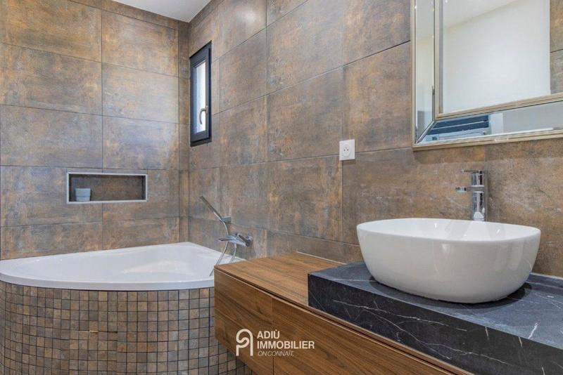 Villa - 145 m² - 5 pièces