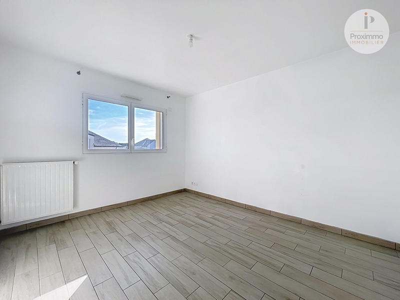 Maison - 200 m² - 7 pièces