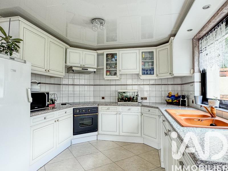 Maison - 120 m² - 4 pièces