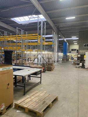 Entrepôt - 4 542 m²