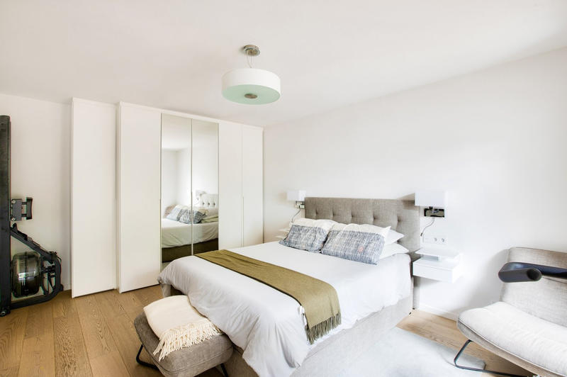 Appartement - 194 m² - 6 pièces