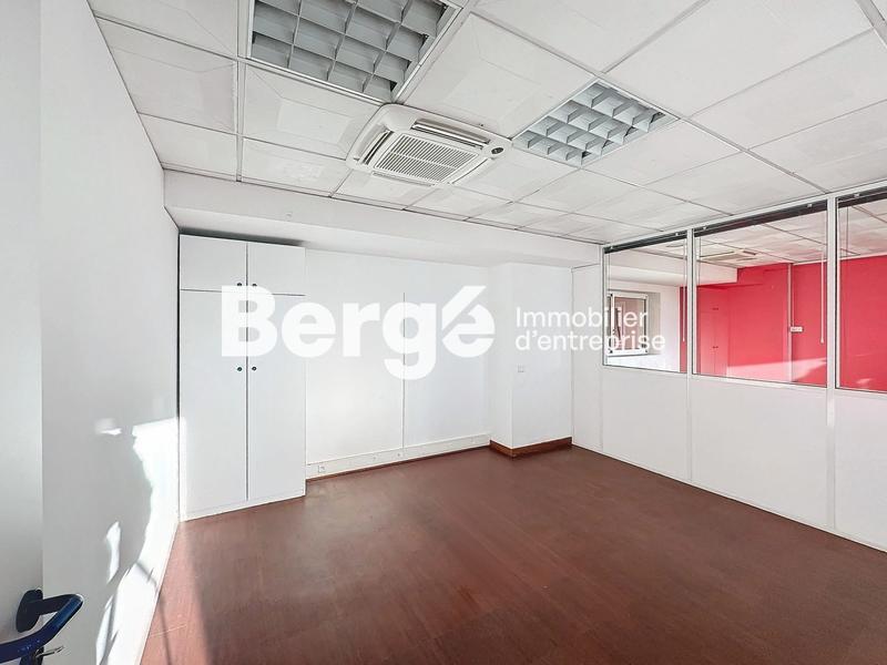 Bureau - 200 m²