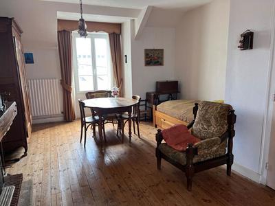 Immeuble - 150 m² - 7 pièces