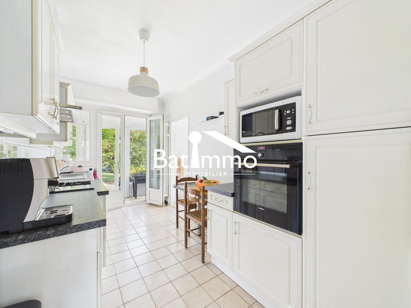 Maison - 121 m² - 5 pièces