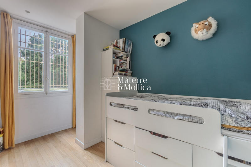 Appartement - 160 m² - 6 pièces