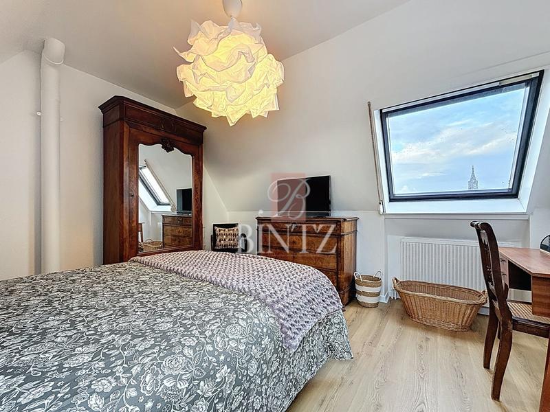 Appartement - 104 m² - 5 pièces