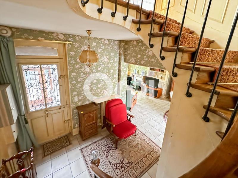 Maison - 314 m² - 10 pièces