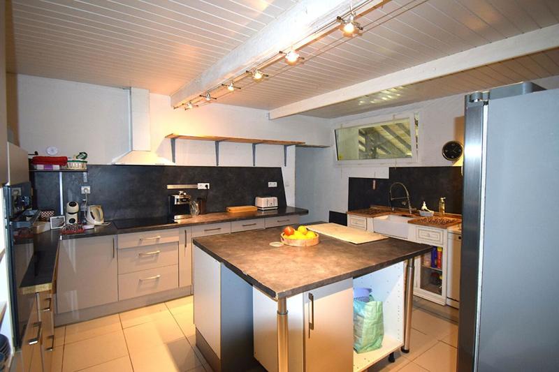 Moulin - 330 m² - 7 pièces