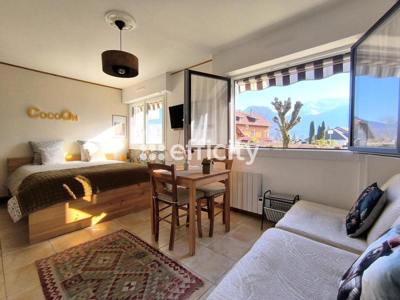 Studio - 30 m² - 1 pièce