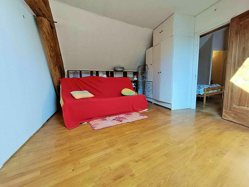 Maison - 200 m² - 9 pièces