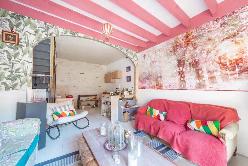 Appartement - 645 m² - 20 pièces