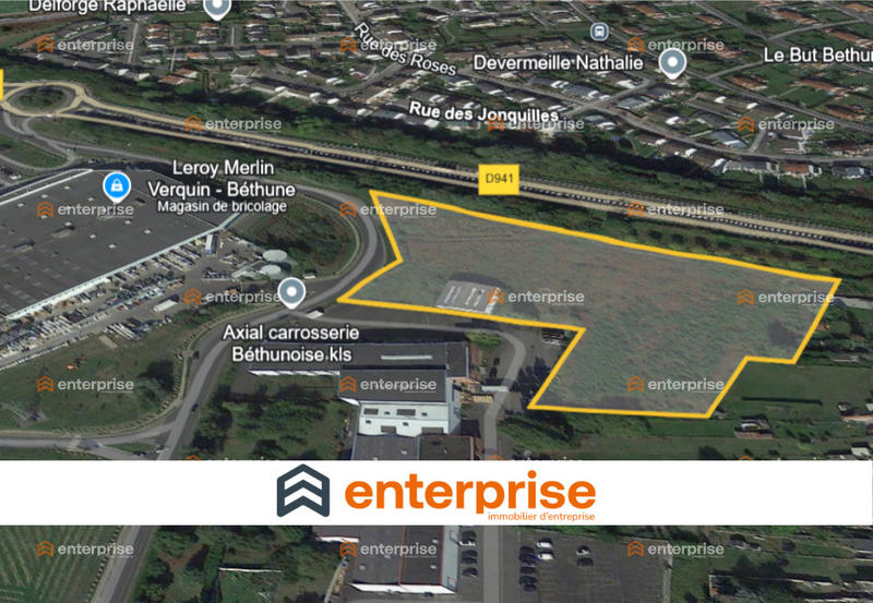 Terrain - 18 000 m²