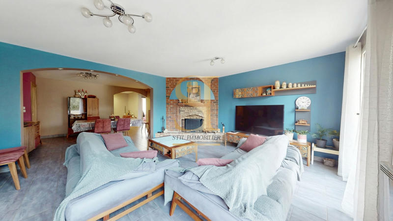 Maison - 263 m² - 8 pièces