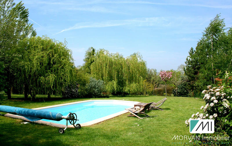 Maison - 290 m² - 11 pièces