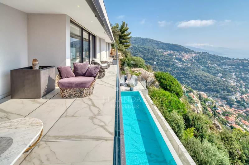 Villa - 570 m² - 7 pièces